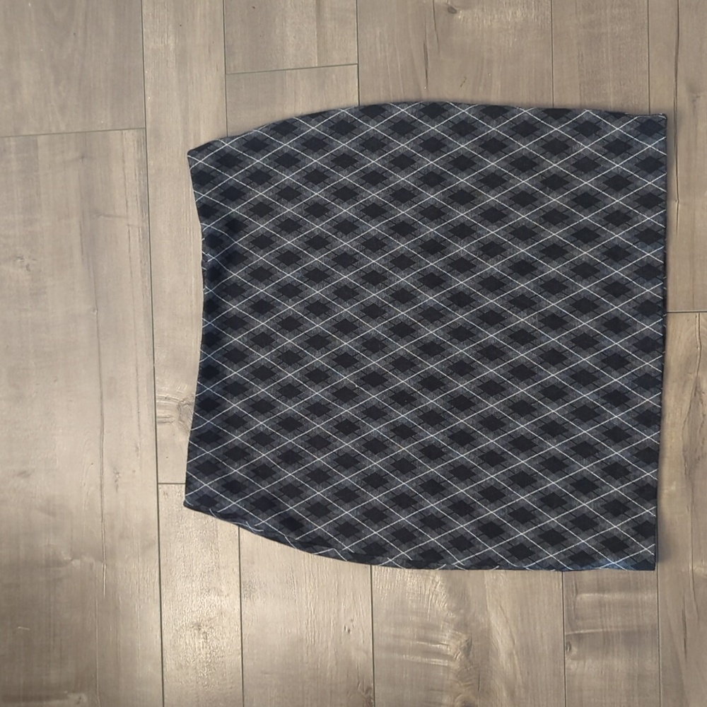 Express Black and Gray Diamond Pencil Skirt Size M